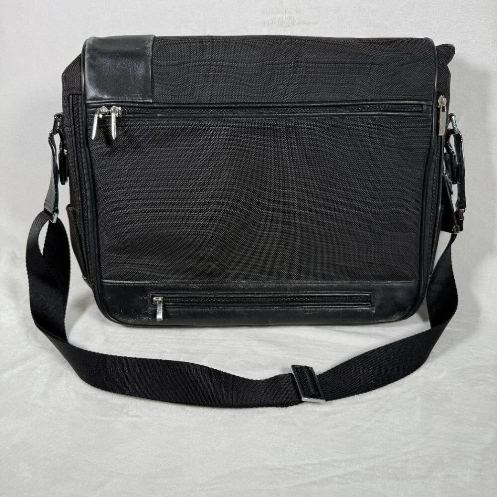 TUMI Spirit of Imagination Messenger Bag Nylon Leather Laptop Organizer 23671D